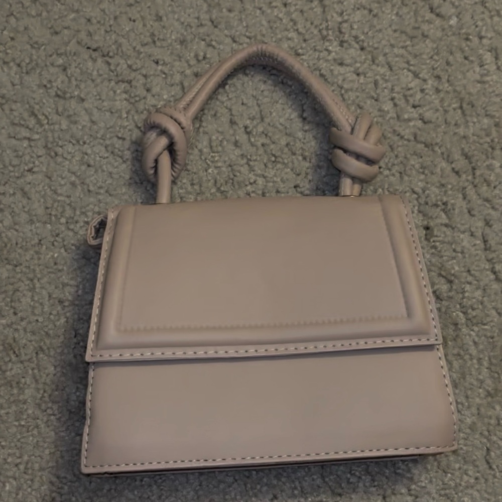 Elegant Tan Women's Handbag